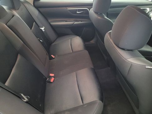 Used 2016 Nissan Altima 2.5 SR image 19