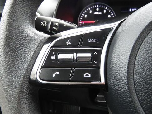 Used 2019 Kia Forte LXS image 21