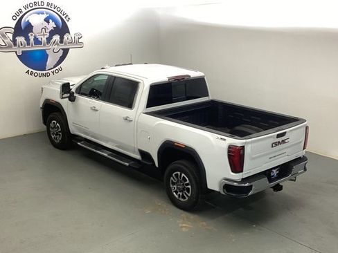 New 2026 GMC Sierra 2500 SLT w/ SLT Premium Package image 13