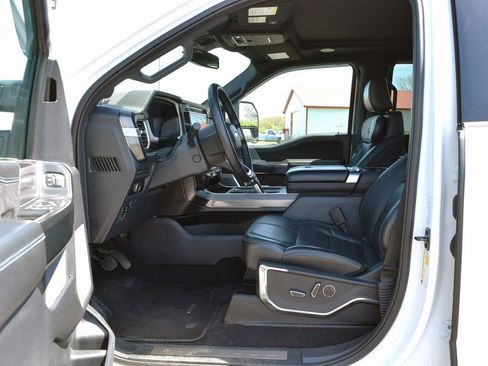 Used 2024 Ford F150 Platinum w/ Equipment Group 702A High image 35