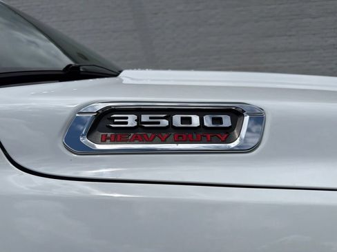 Used 2019 RAM 3500 Big Horn AWD/4WD image 9
