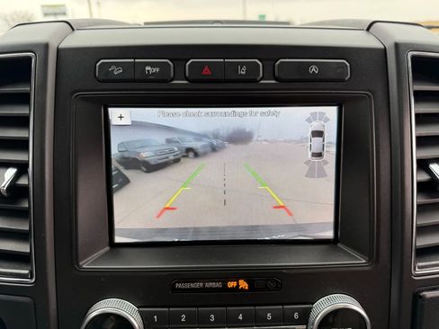 Used 2018 Ford Expedition Limited w/ Equipment Group 301A image 26