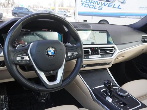 Used 2022 BMW 330i xDrive 330i xDrive w/ Driving Assistance Package image 45