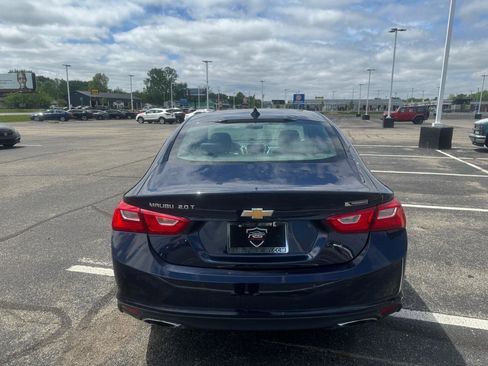 Used 2018 Chevrolet Malibu Premier w/ Premier Sun and Wheel Package FWD image 8