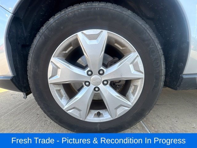 Used 2015 Subaru Forester 2.5i w/ Alloy Wheel Package AWD/4WD image 9