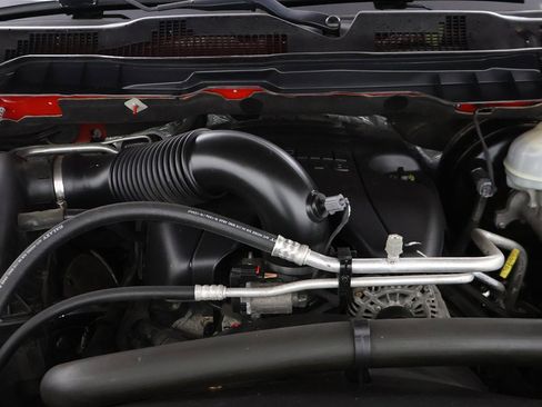 Used 2018 RAM 1500 Rebel image 17