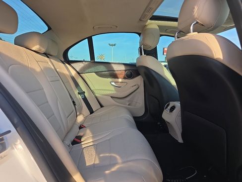 Used 2019 Mercedes-Benz C 300 Sedan w/ Premium Package image 23