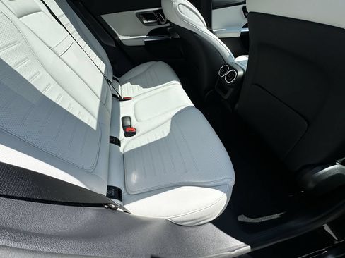 Certified 2025 Mercedes-Benz GLC 350e 4MATIC image 18