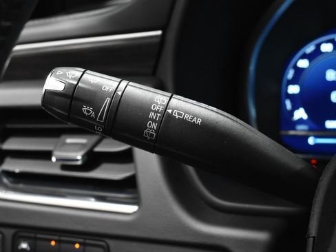 Used 2024 Chevrolet Tahoe LT image 13