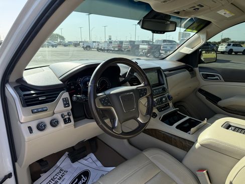 Used 2018 GMC Yukon Denali w/ Open Road Package AWD/4WD image 6
