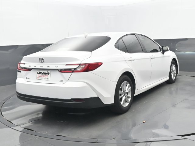 Used 2026 Toyota Camry LE FWD image 6