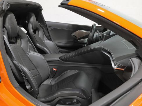 Used 2021 Chevrolet Corvette Stingray Premium Cpe w/ Z51 Performance Package image 46