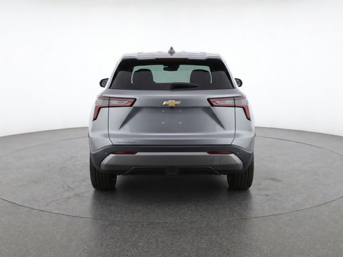 Used 2025 Chevrolet Equinox LT image 7
