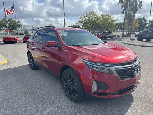 Used 2022 Chevrolet Equinox RS w/ RS Leather Package FWD image 5