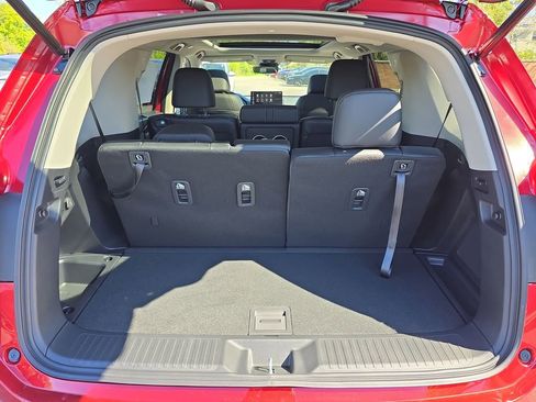 New 2026 Honda Pilot Touring image 32