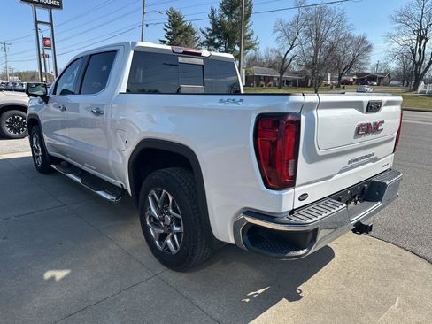 Used 2022 GMC Sierra 1500 SLT w/ SLT Convenience Package image 7