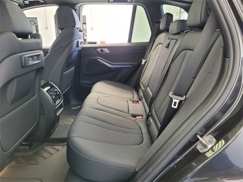 Used 2021 BMW X5 xDrive40i w/ Premium Package 2 image 14
