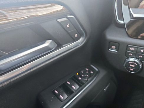 New 2026 GMC Sierra 1500 Elevation image 21