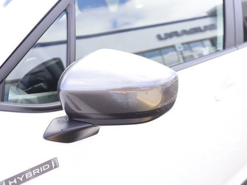 Used 2025 Subaru Forester Premium image 11