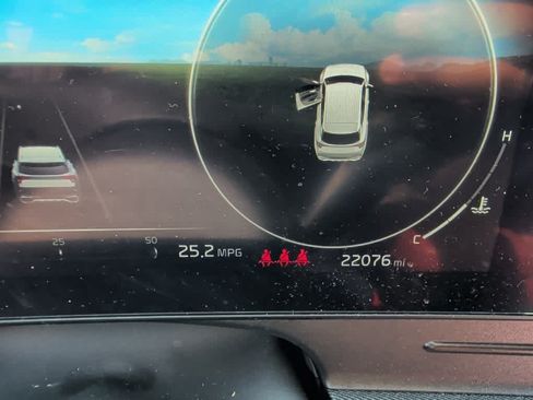 Used 2023 Kia Sportage SX FWD image 5