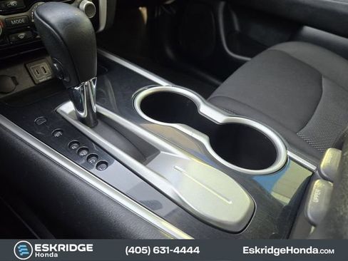 Used 2020 Nissan Pathfinder SV image 22