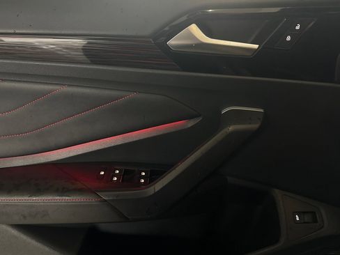 Used 2024 Volkswagen Jetta GLI 40th Anniversary Edition image 12