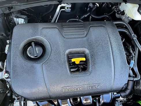 Used 2025 Kia Soul LX w/ LX Technology Package FWD image 31