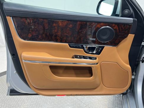 Used 2015 Jaguar XJ L Portfolio AWD/4WD image 16