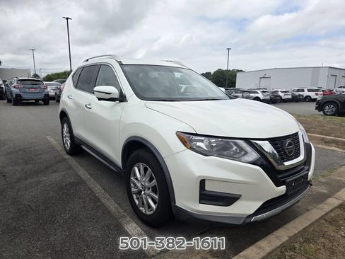 Used 2018 Nissan Rogue SV w/ Premium Package AWD/4WD image 6