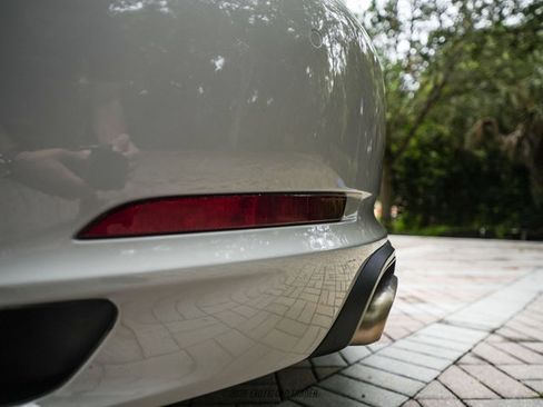 Used 2019 Porsche 911 Carrera RWD image 45