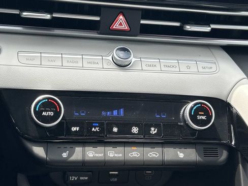 New 2026 Hyundai Elantra Limited FWD image 35