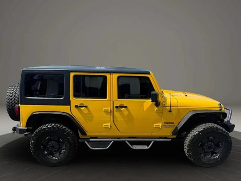 Used 2015 Jeep Wrangler Unlimited Sport w/ Quick Order Package 24S AWD/4WD image 6