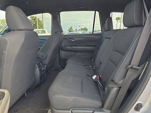 Used 2021 Honda Passport Sport image 13