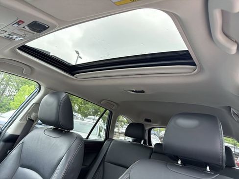 Used 2019 Subaru Outback 3.6R Limited w/ Popular Package #2 AWD/4WD image 34