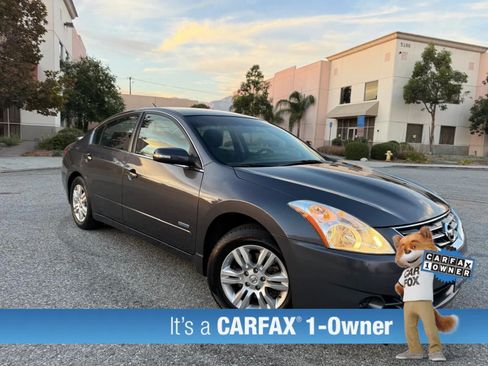 Used 2010 Nissan Altima Hybrid Sedan w/ Convenience Pkg FWD image 3