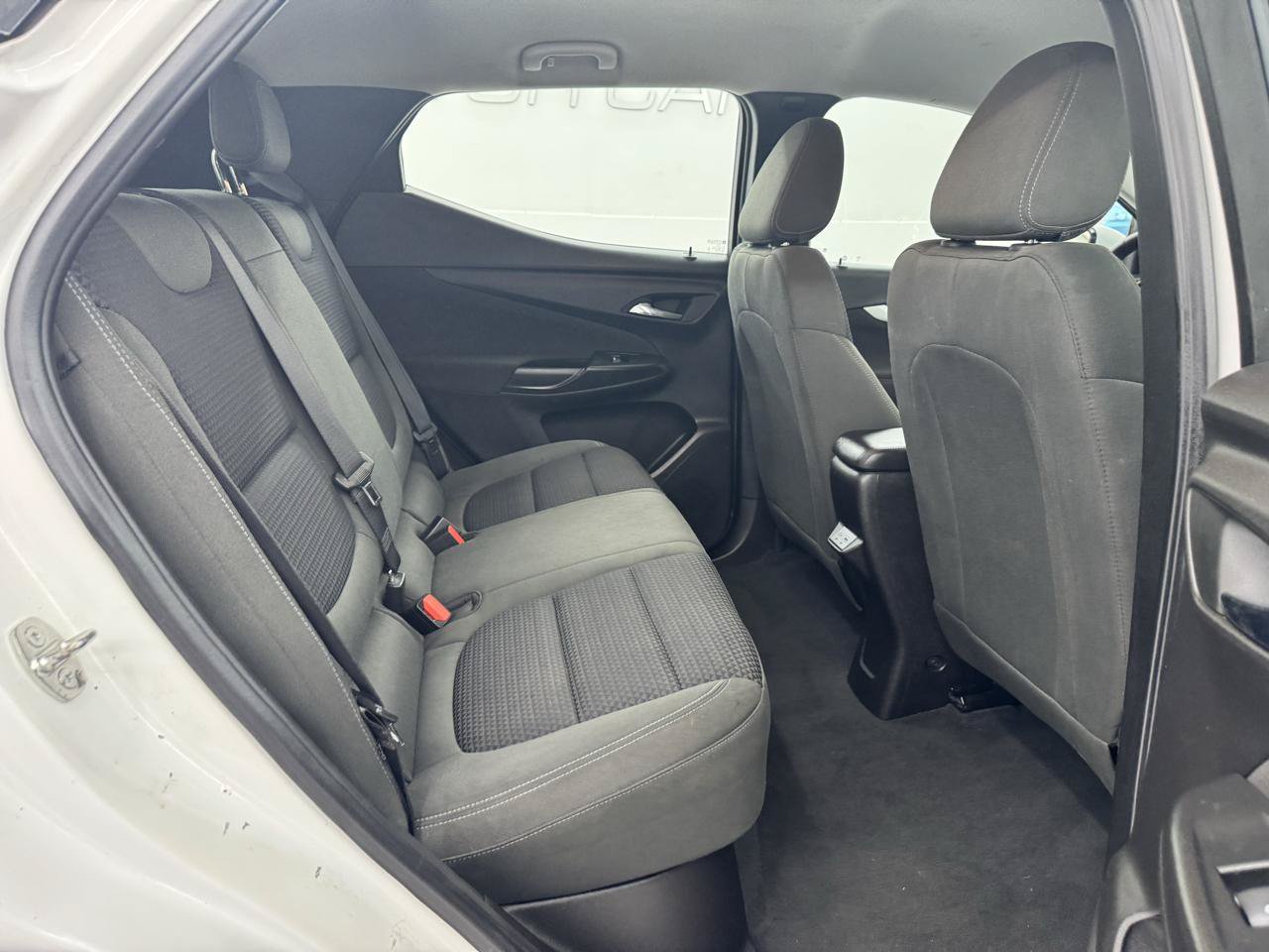Used 2023 Chevrolet Bolt EUV LT FWD image 17