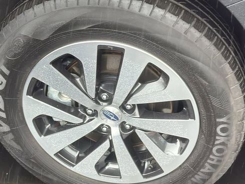 Certified 2024 Subaru Outback Premium AWD/4WD image 10
