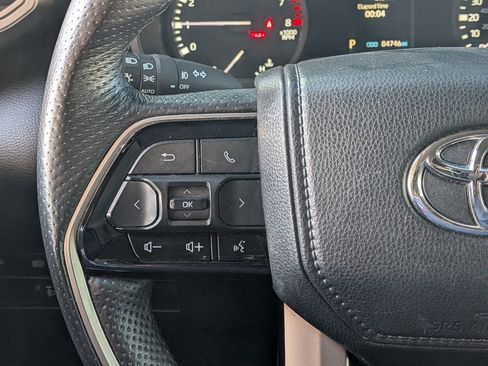 Used 2022 Toyota Tundra SR5 image 15