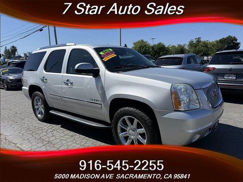 Used 2011 GMC Yukon Denali AWD/4WD image 1