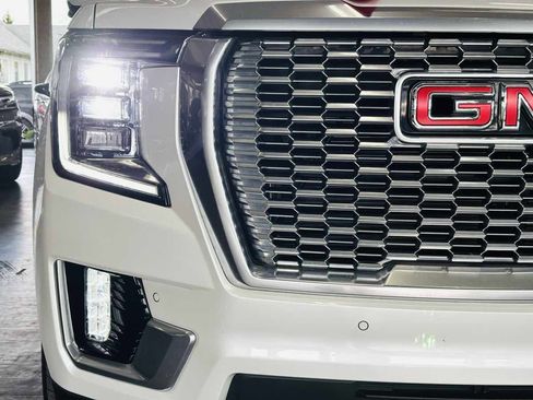 Used 2024 GMC Yukon XL Denali w/ Max Trailering Package AWD/4WD image 19