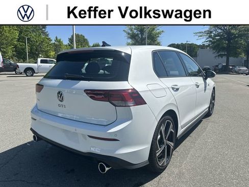 New 2026 Volkswagen GTI SE FWD image 5