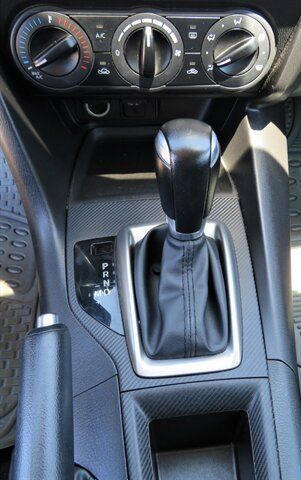 Used 2015 MAZDA MAZDA3 i SV FWD image 17