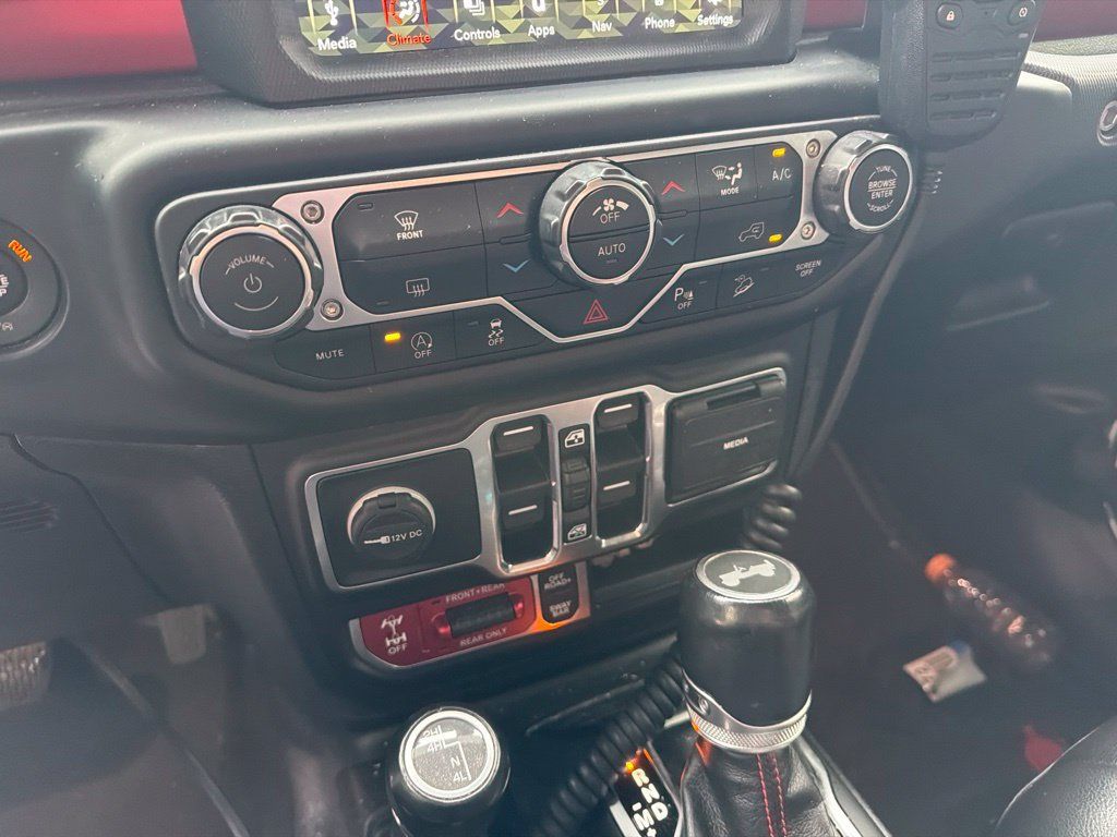 Used 2021 Jeep Wrangler Unlimited Rubicon AWD/4WD image 23
