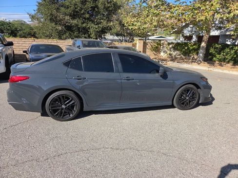 Used 2025 Toyota Camry SE FWD image 7