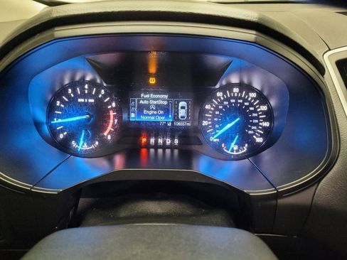 Used 2020 Ford Edge SE FWD image 23