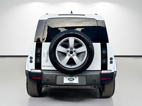 New 2026 Land Rover Defender 110 S AWD/4WD image 4