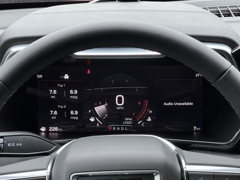 New 2026 GMC Canyon Elevation w/ Convenience Package image 36