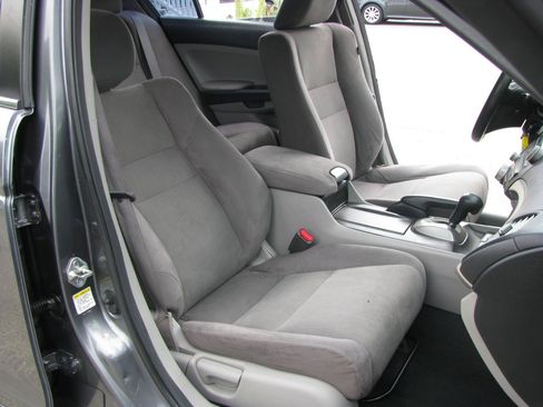 Used 2012 Honda Accord LX image 13