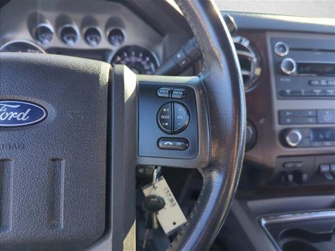 Used 2012 Ford F250 Lariat w/ Lariat Interior Pkg image 14
