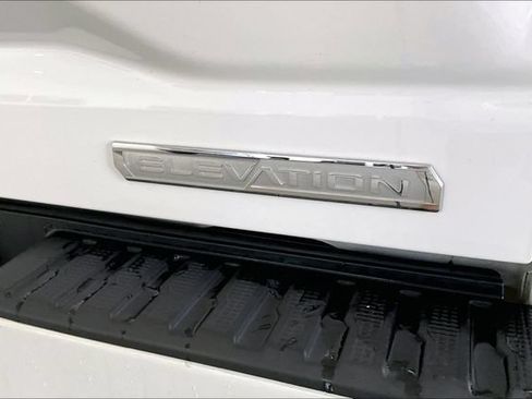Used 2021 GMC Sierra 1500 Elevation w/ Preferred Package AWD/4WD image 22